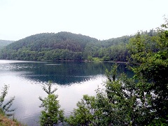 日新ダムも神秘的な様相だった