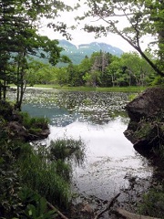 神秘的な雰囲気を持つ2湖