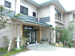 間人にはこぢんまりした宿もある